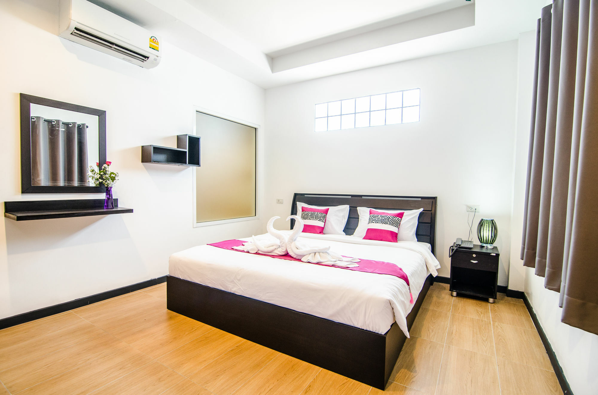 Colora Hotel Patong Phuket Εξωτερικό φωτογραφία
