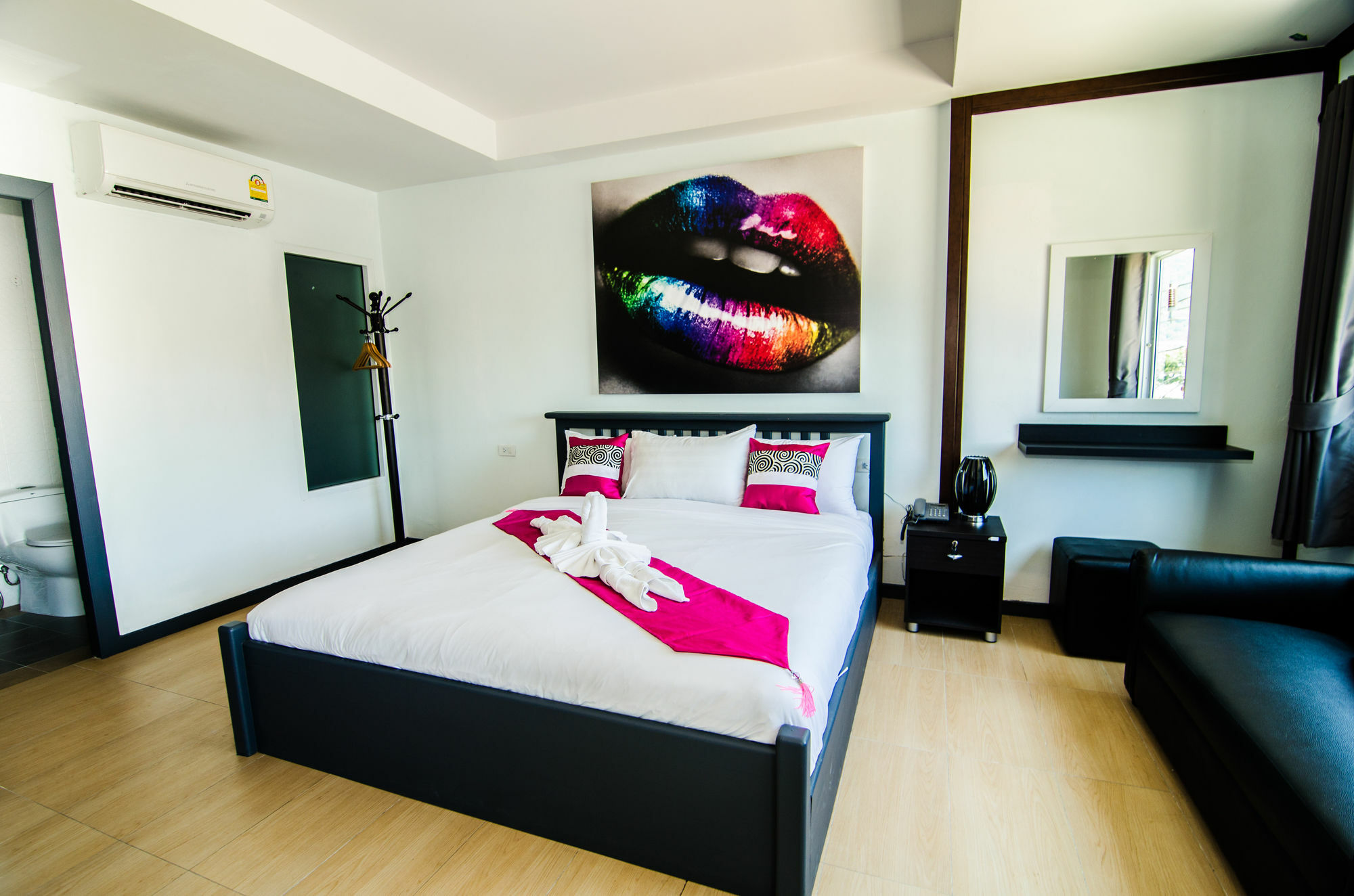 Colora Hotel Patong Phuket Εξωτερικό φωτογραφία