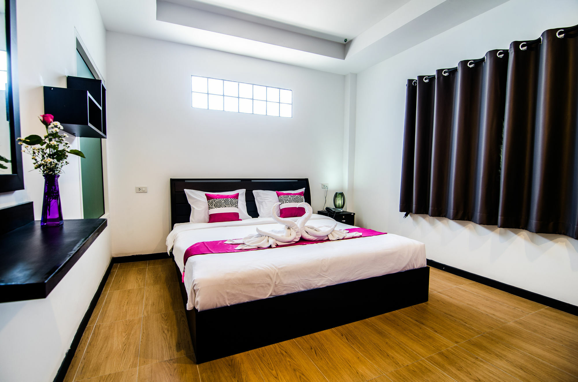 Colora Hotel Patong Phuket Εξωτερικό φωτογραφία