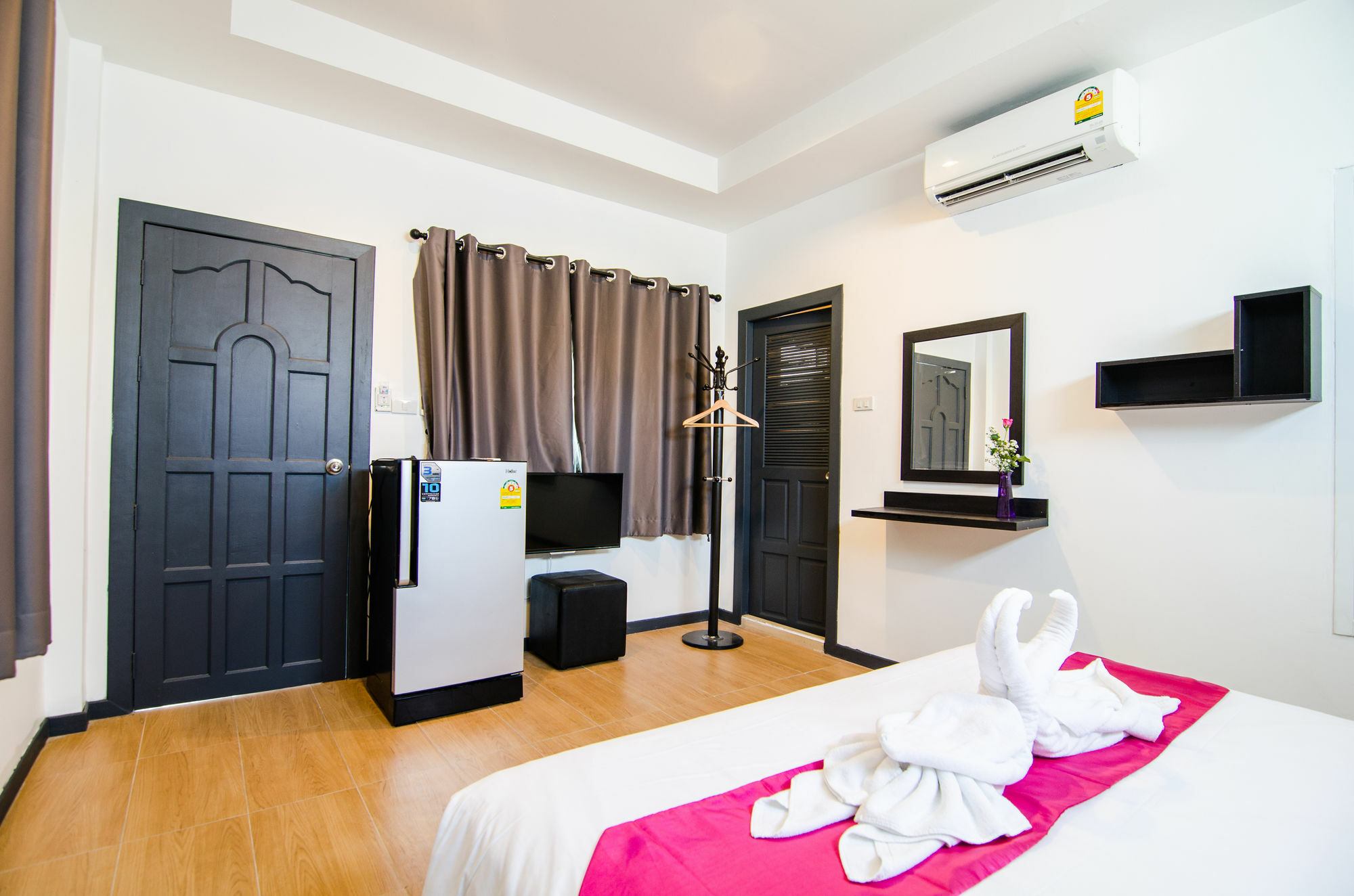 Colora Hotel Patong Phuket Εξωτερικό φωτογραφία