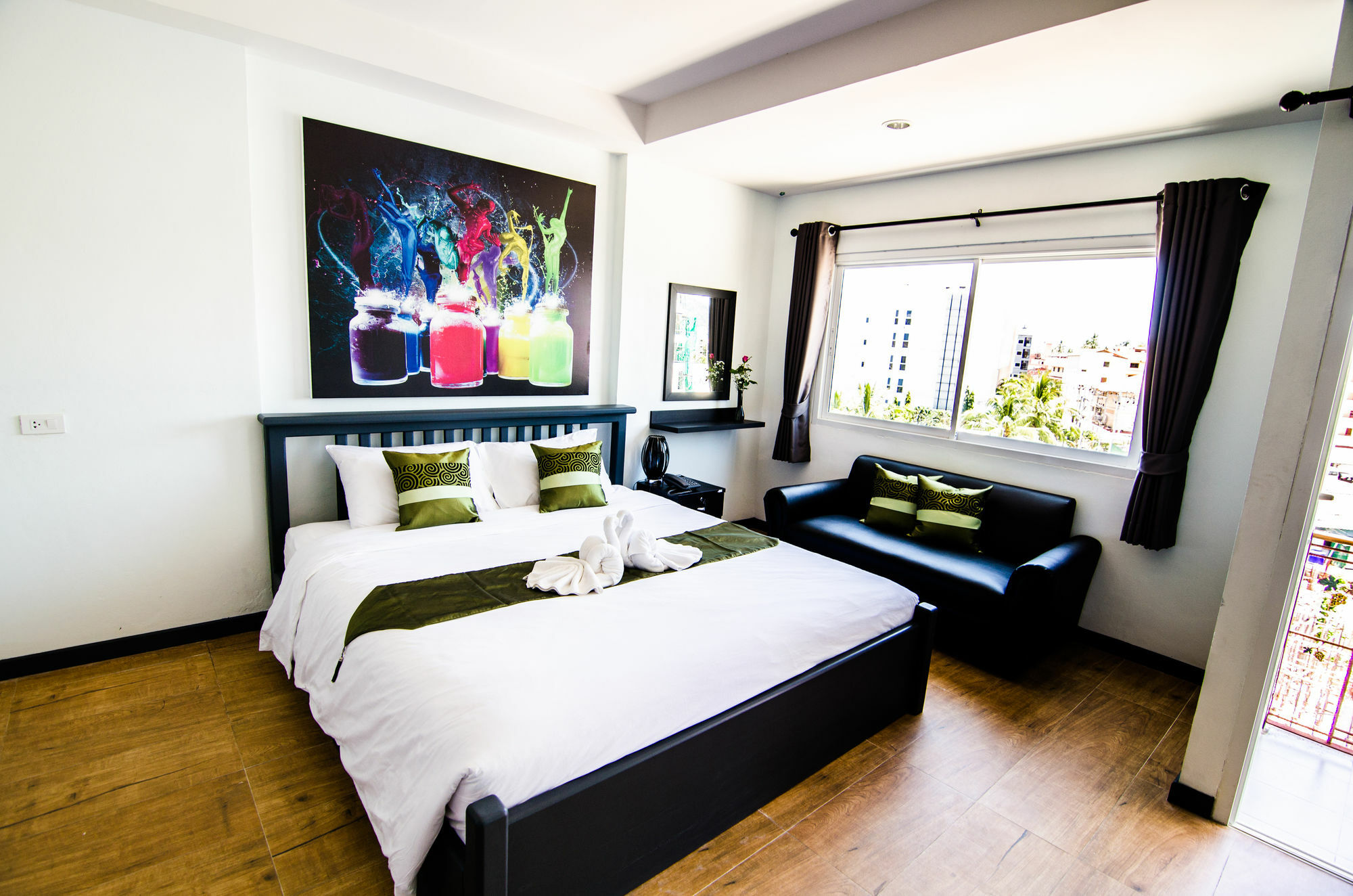 Colora Hotel Patong Phuket Εξωτερικό φωτογραφία
