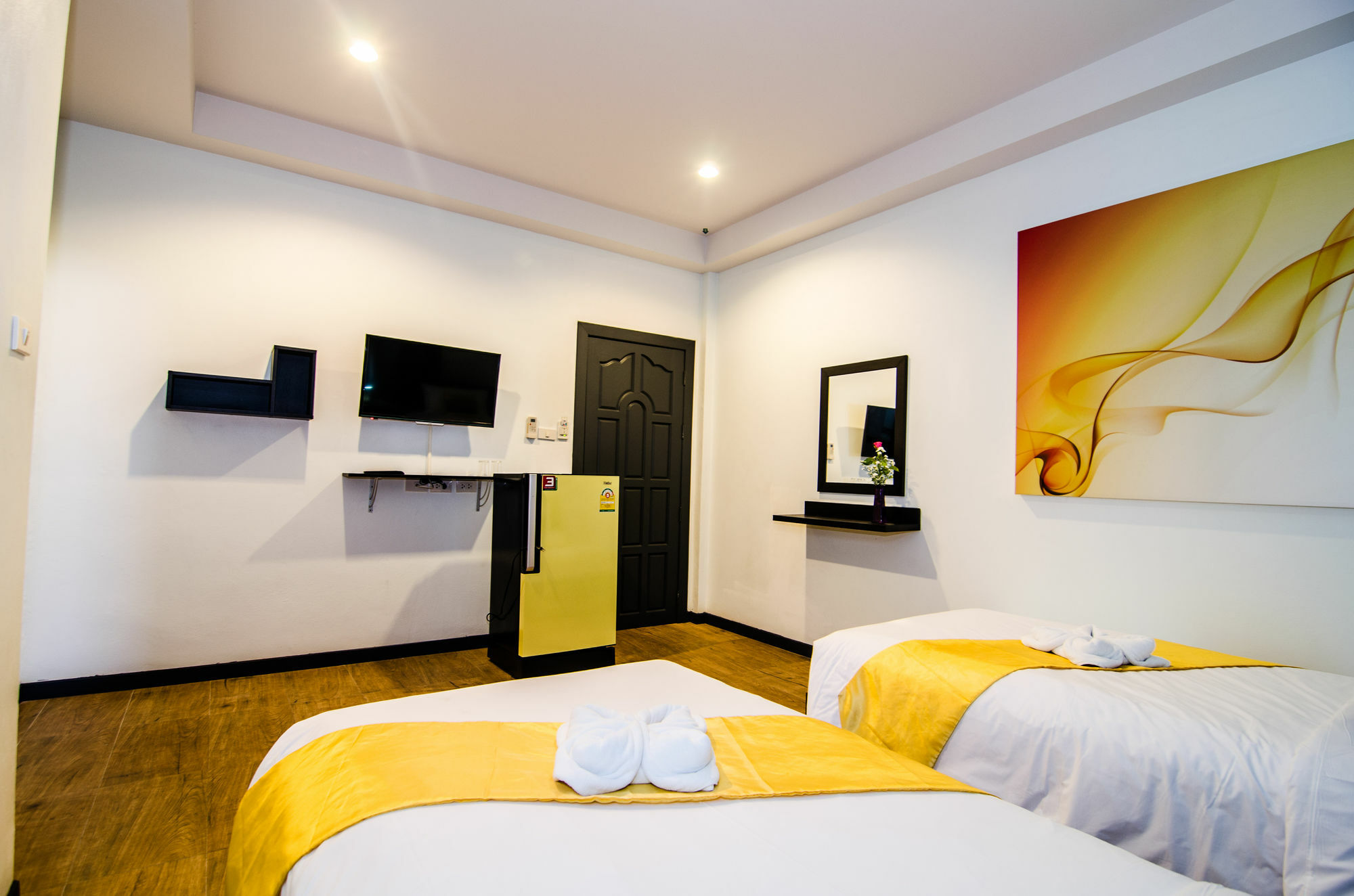 Colora Hotel Patong Phuket Εξωτερικό φωτογραφία
