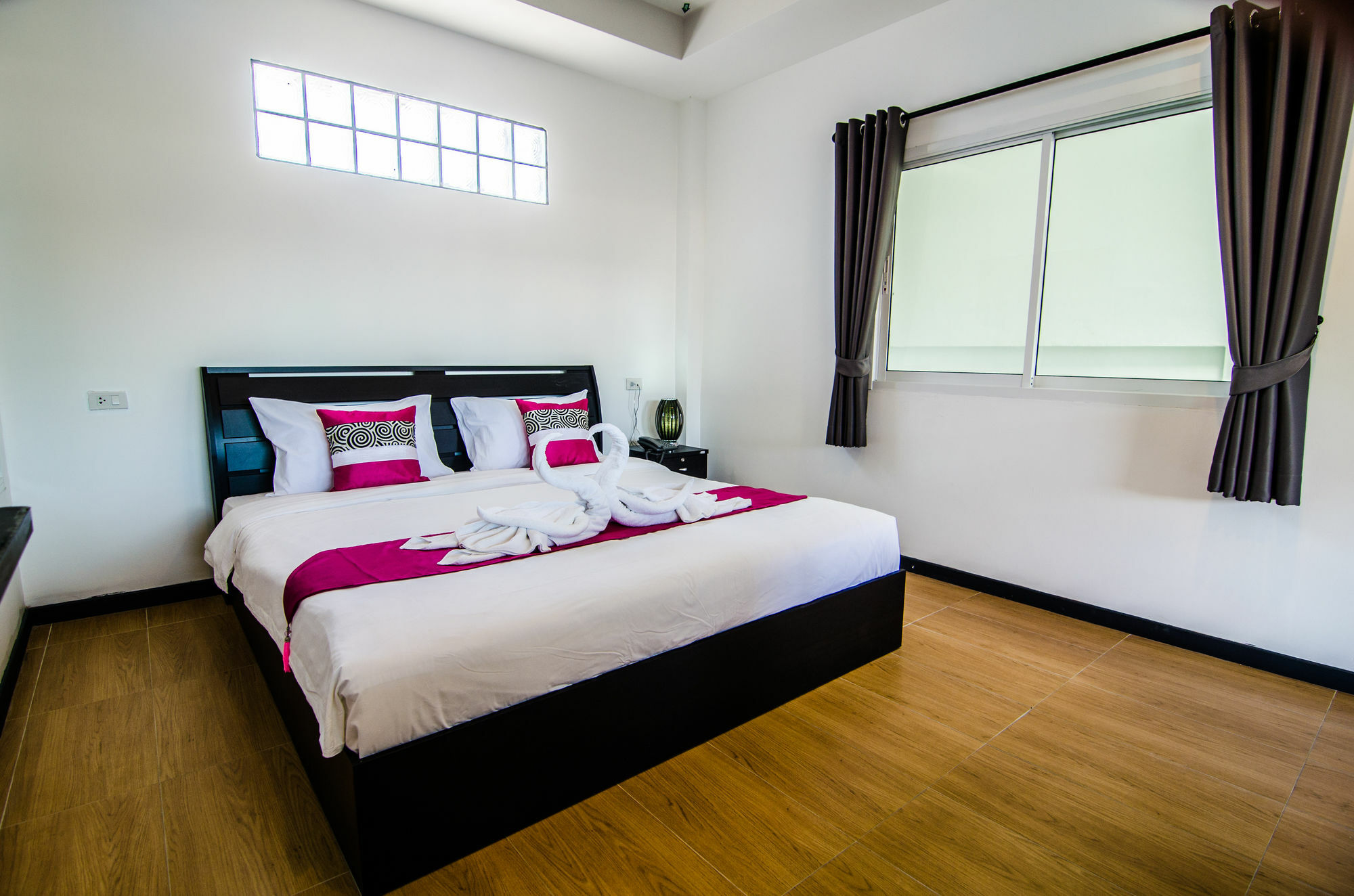 Colora Hotel Patong Phuket Εξωτερικό φωτογραφία