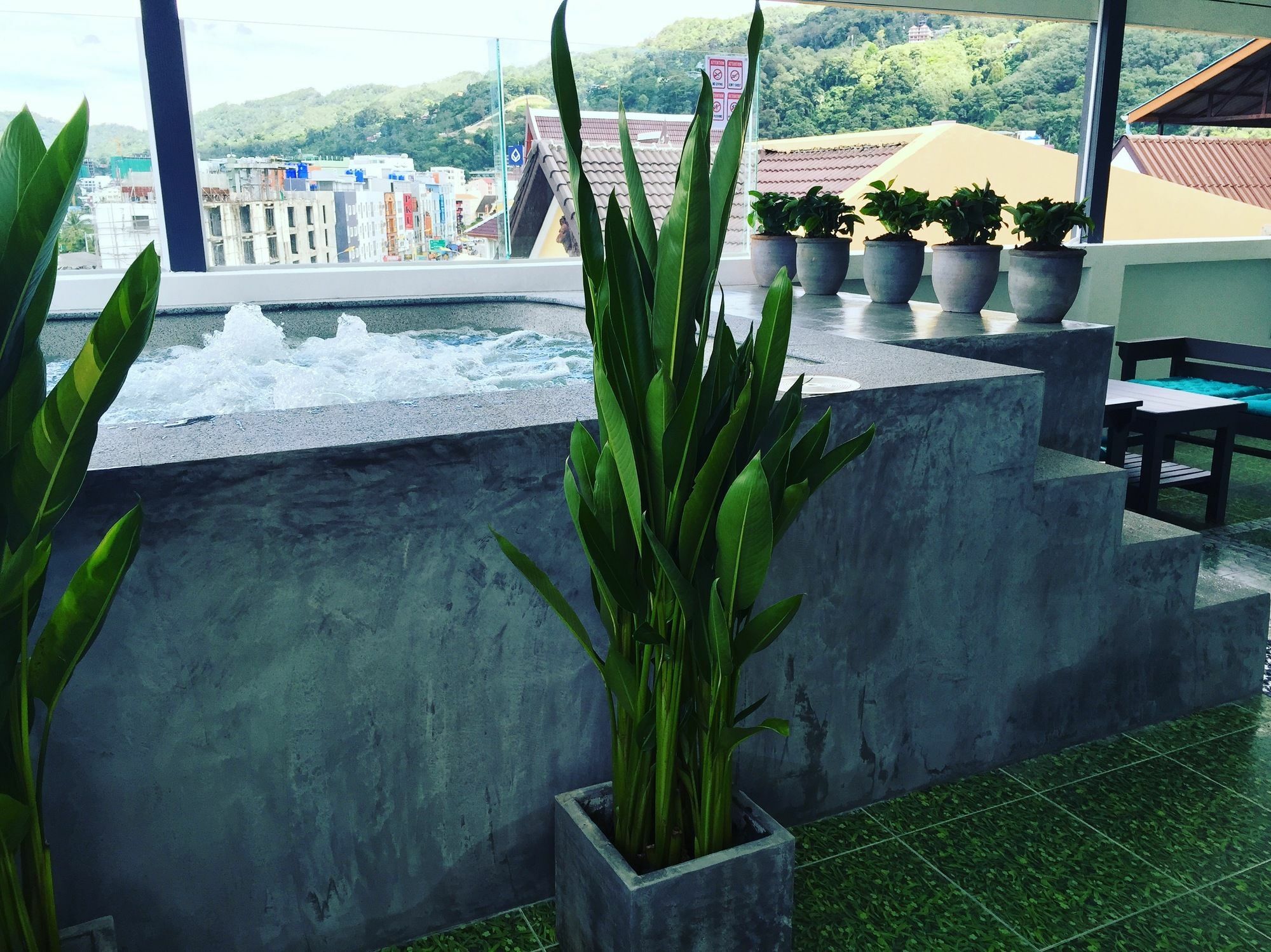 Colora Hotel Patong Phuket Εξωτερικό φωτογραφία
